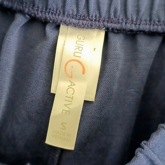 Guru Active Flowy Navy Blue Shorts Womans Size Small - Picture 5 of 6